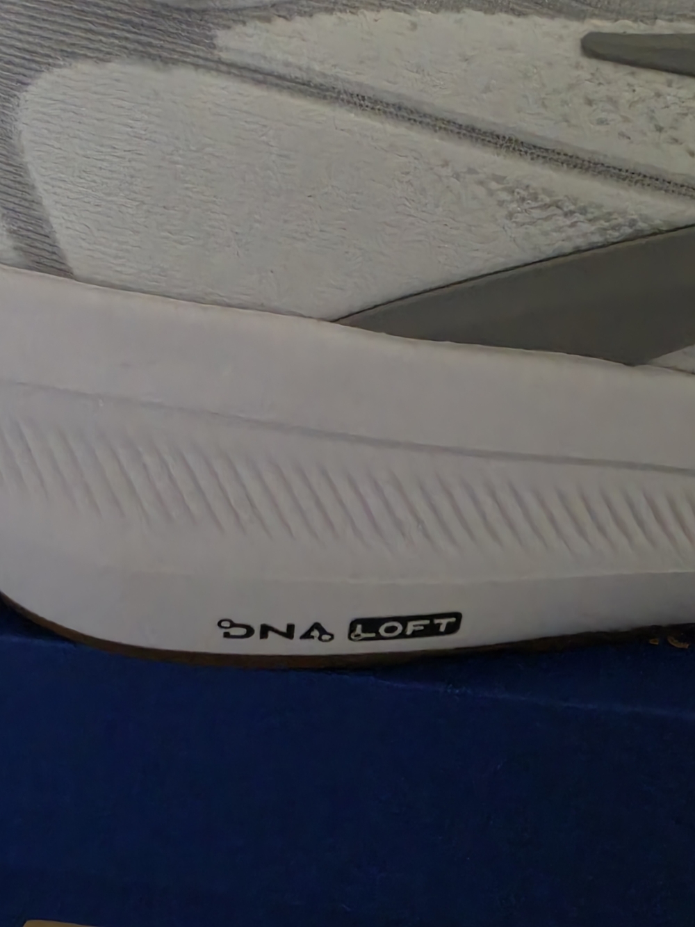 BROOKS Revel 9 White Gray Athletic Running Shoes US Women Size 10.5 (NWOT) - Picture 13 of 16